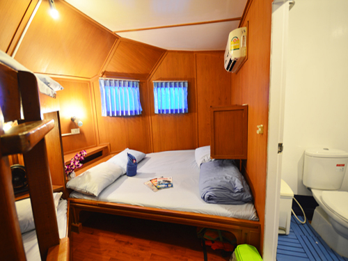 Cabines climatisees 1 grand lits salle-de-bain privee manta queen3